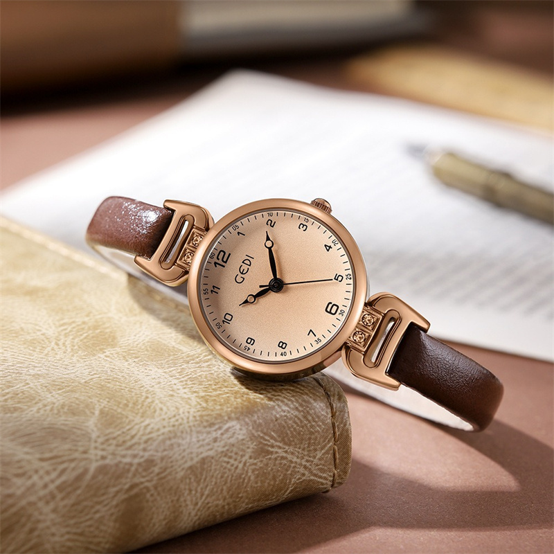 Orologio da polso da donna con - Vintage Fashion Old Money recensione e prezzo