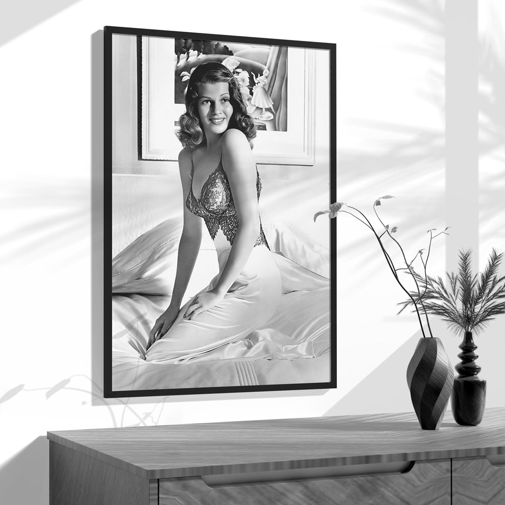 Poster di Rita Hayworth, bianc - Vintage Fashion Photography recensione e prezzo